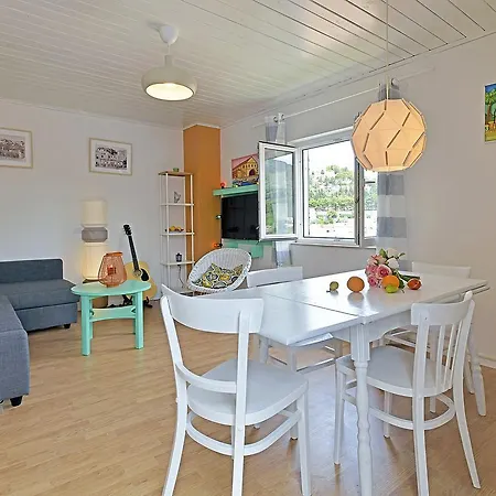 Lejlighed Charming Old Town App For 4 People